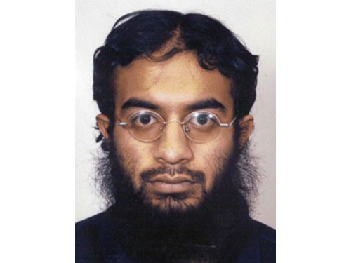Lộ kế hoạch Al-Qaeda d&ugrave;ng phi c&ocirc;ng Malaysia đ&aacute;nh bom m&aacute;y bay